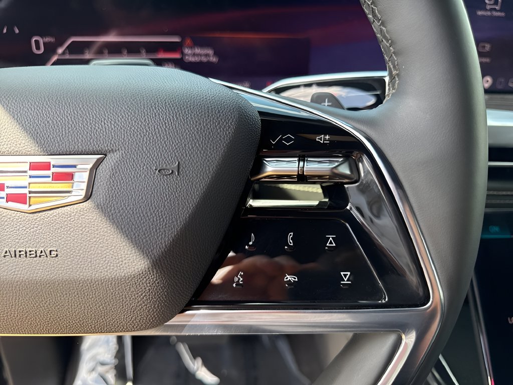 Used 2025 Cadillac Escalade Sport w/ Touring Package AWD/4WD image 19