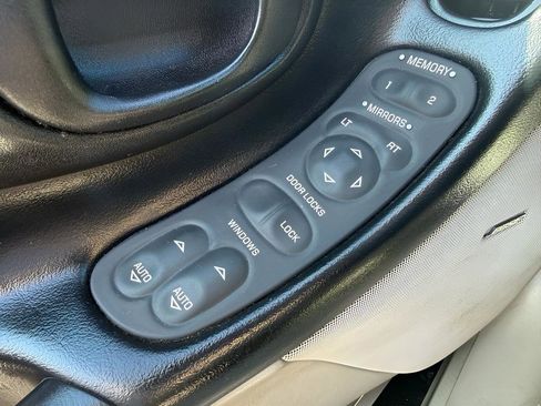 Used 1999 Chevrolet Corvette Convertible w/ Performance Handling Pkg image 14