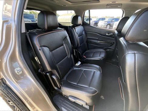 Used 2022 GMC Acadia AT4 w/ Technology Package image 21