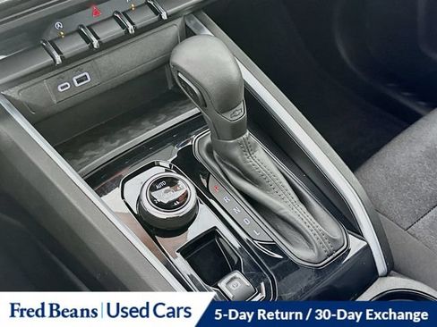 Used 2024 Chevrolet Colorado Trail Boss w/ Technology Package AWD/4WD image 24