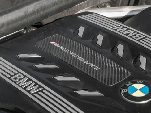 Used 2022 BMW X5 M50i w/ Executive Package image 61