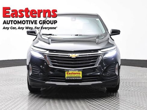 Used 2024 Chevrolet Equinox LT AWD/4WD image 2