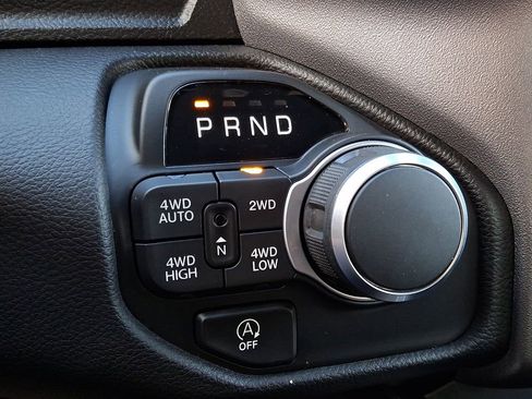 Used 2025 RAM 1500 Big Horn image 14