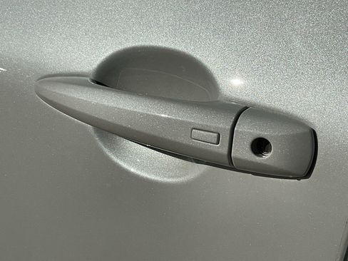 New 2025 Nissan Rogue SV w/ SV Premium Package image 9