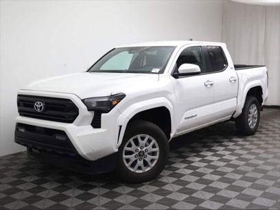 Used 2025 Toyota Tacoma SR5