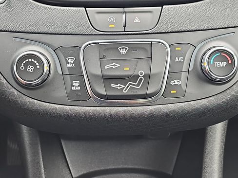 Used 2023 Chevrolet Malibu RS w/ Driver Confidence Package FWD image 25