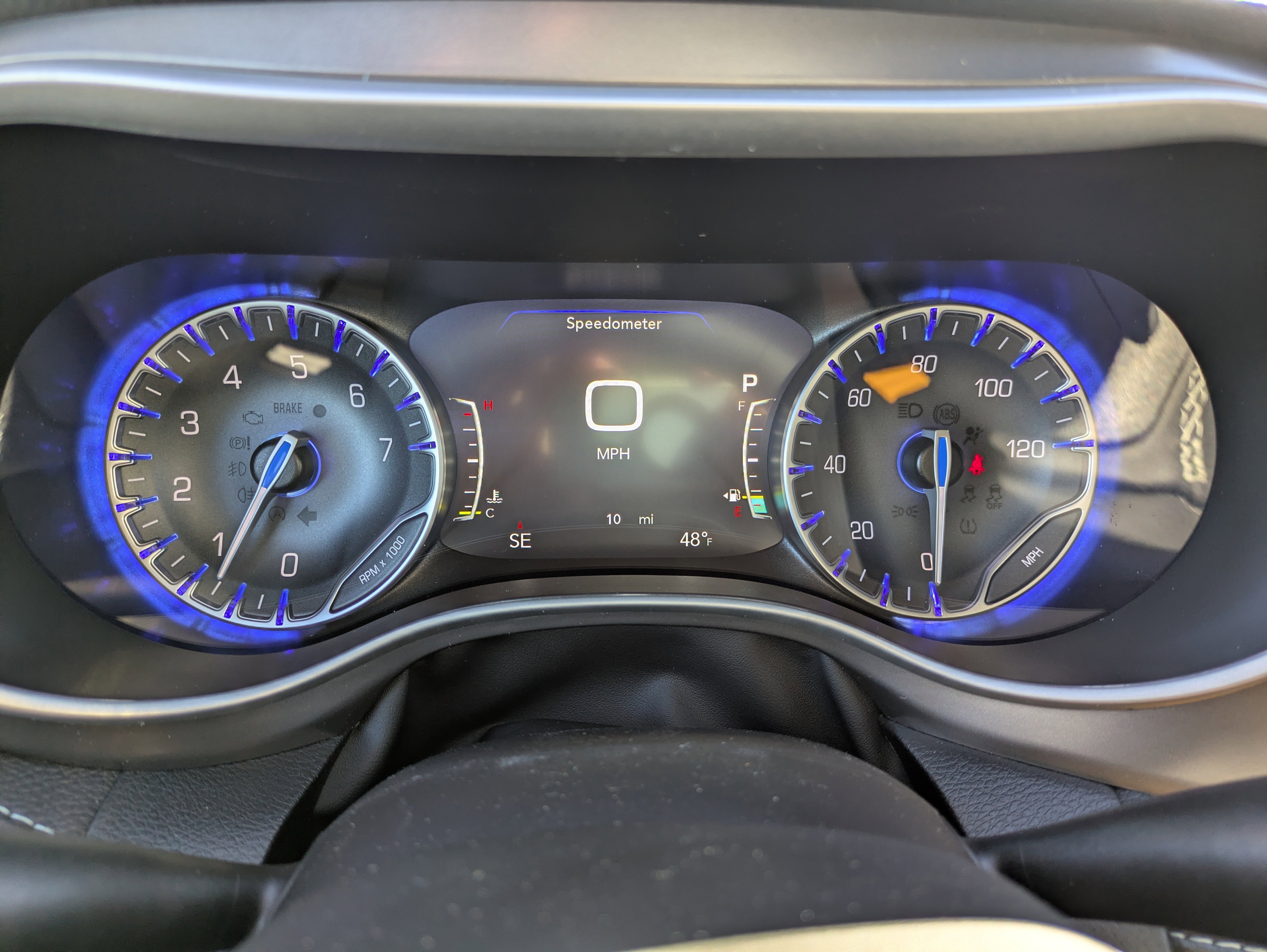 New 2026 Chrysler Pacifica Select w/ S Appearance Package FWD image 17