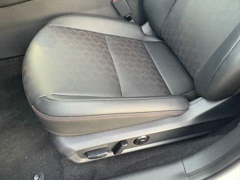 New 2026 Nissan Sentra SR w/ SR Premium Package FWD image 22