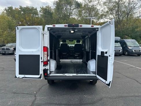New 2024 RAM ProMaster 1500 w/ Quick Order Package 22G SLT image 10