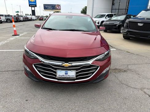 Used 2019 Chevrolet Malibu LT w/ LPO, Convenience Package 2 FWD image 8