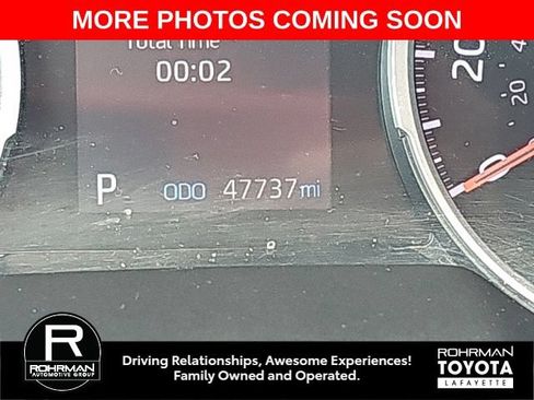 Used 2021 Toyota RAV4 XLE w/ Convenience Package AWD/4WD image 10