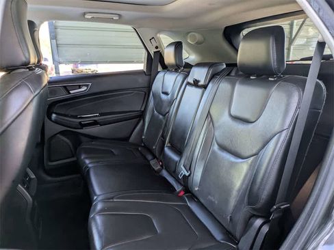 Used 2020 Ford Edge Titanium w/ Equipment Group 301A image 16