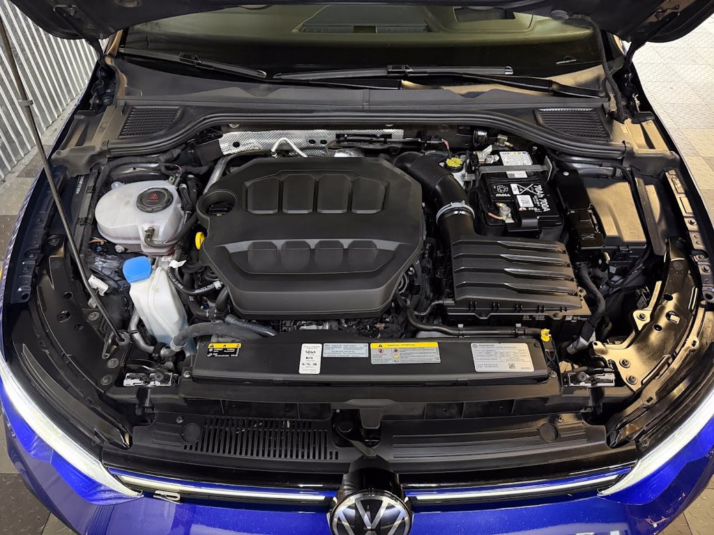Used 2024 Volkswagen Golf R AWD/4WD image 30