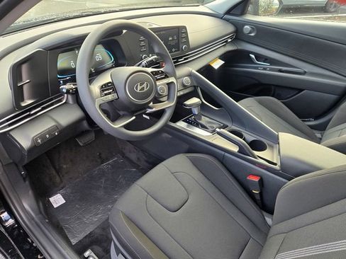 New 2026 Hyundai Elantra SE w/ Cargo Package image 11