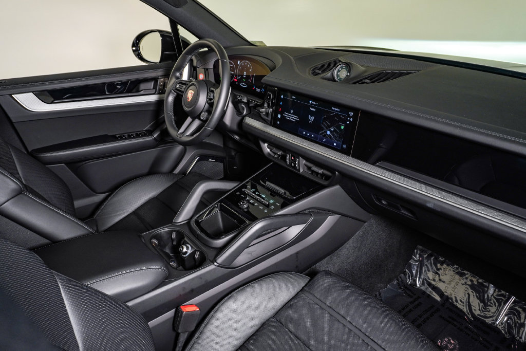 Certified 2026 Porsche Cayenne S AWD/4WD image 14