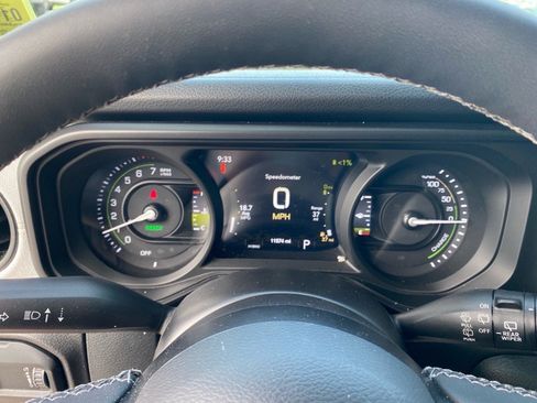 Used 2025 Jeep Wrangler Unlimited Sport S 4xe AWD/4WD image 19