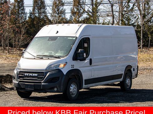 Used 2025 RAM ProMaster 2500 w/ Convenience Group FWD image 1