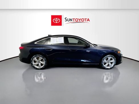 Used 2025 Audi A5 2.0T Premium Plus w/ Premium Plus AWD/4WD image 2