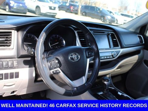 Used 2016 Toyota Highlander XLE image 18