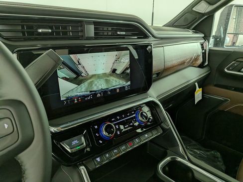 New 2026 GMC Sierra 3500 Denali Ultimate image 23