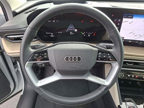 Used 2025 Audi Q5 Premium Plus w/ Premium Plus image 20