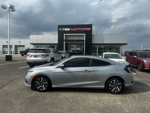 Used 2016 Honda Civic LX-P image 2