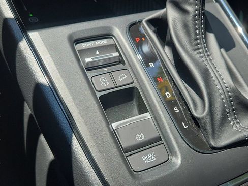 Certified 2026 Honda CR-V EX-L image 17