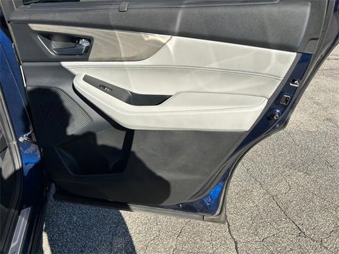 Used 2024 Acura MDX SH-AWD w/ Advance Package image 27