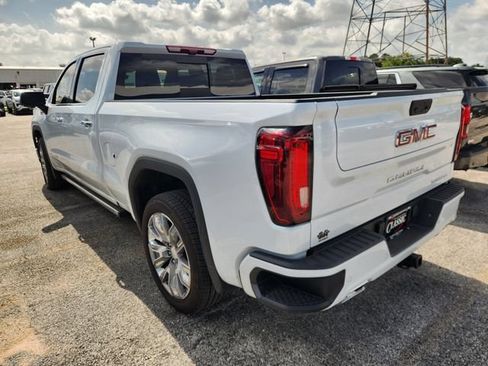 Used 2026 GMC Sierra 1500 Denali w/ Denali Reserve Package AWD/4WD image 4
