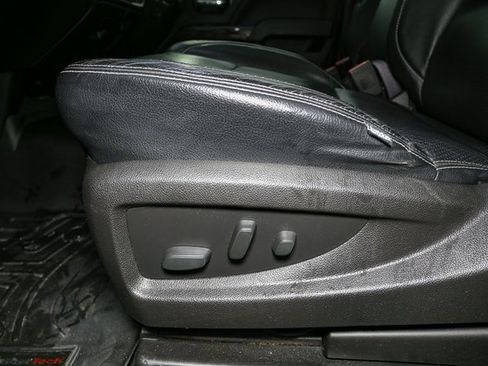 Used 2017 GMC Sierra 1500 SLE w/ SLE Value Package image 29