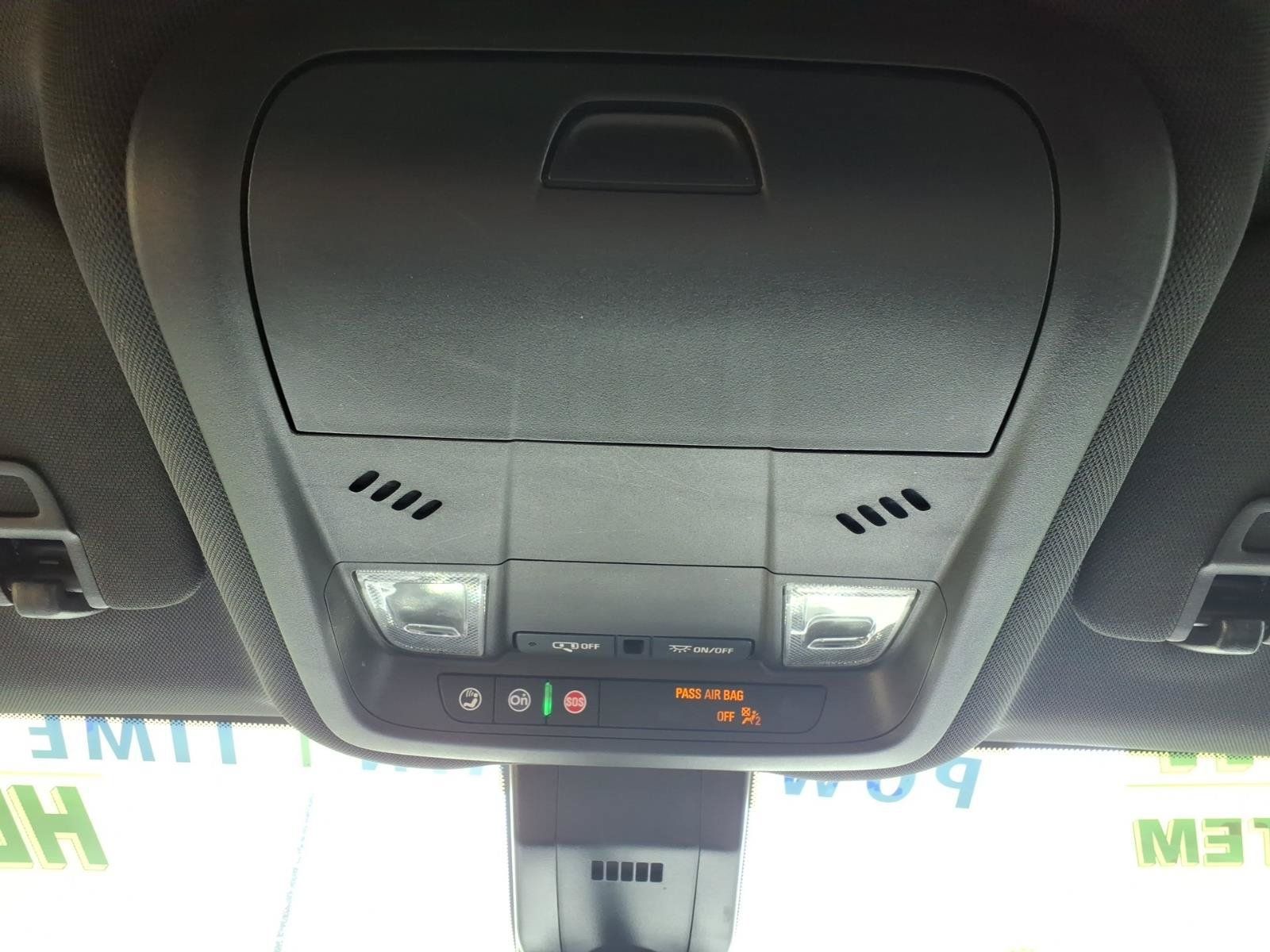 Used 2022 Chevrolet Equinox RS w/ Infotainment Package FWD image 29