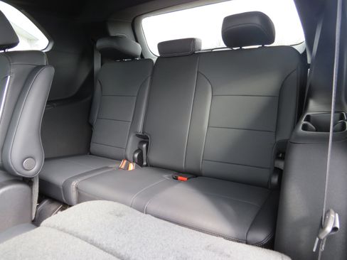 New 2026 Buick Enclave Preferred w/ LPO, Floor Liner Package image 12