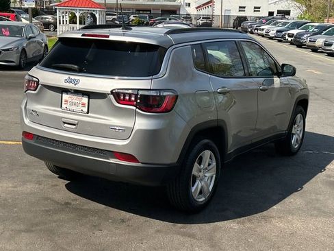 Used 2022 Jeep Compass Latitude w/ Convenience Group image 6