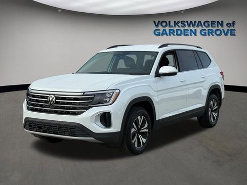 New 2026 Volkswagen Atlas SE image 4
