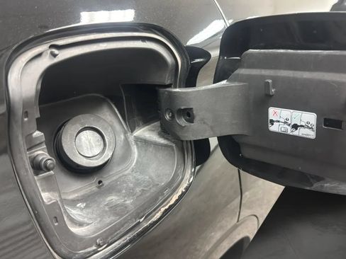 Used 2017 Buick Envision Preferred FWD image 32