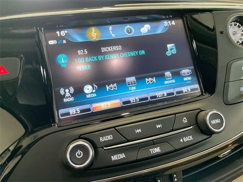 Used 2020 Buick Envision Preferred image 19
