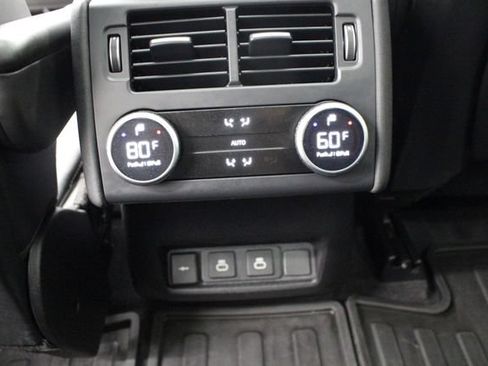 Used 2023 Land Rover Discovery S R-Dynamic AWD/4WD image 39