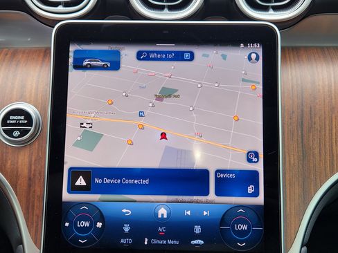 Certified 2025 Mercedes-Benz GLC 300 4MATIC image 18