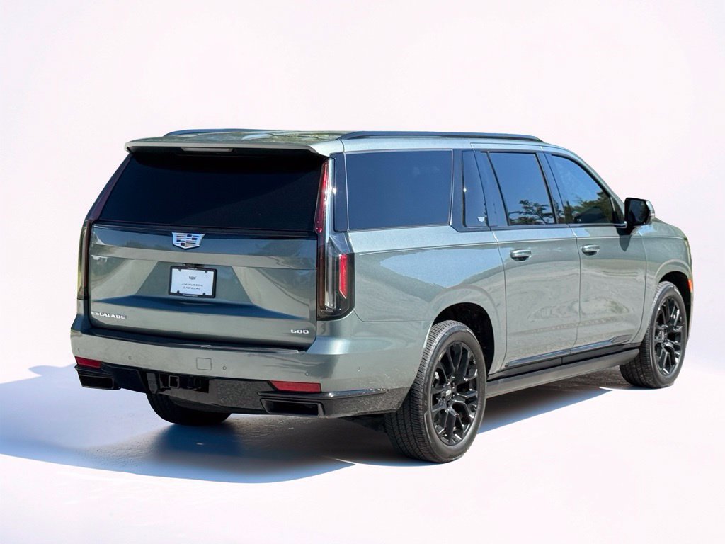 Used 2023 Cadillac Escalade ESV Sport Platinum w/ Heavy-Duty Trailer Package AWD/4WD image 15