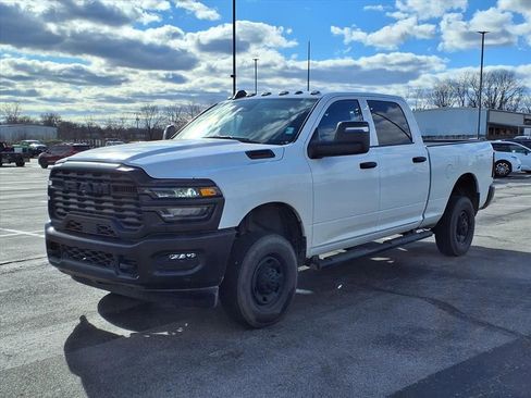 Used 2025 RAM 2500 Tradesman image 3