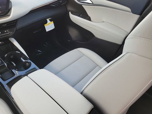 New 2026 Buick Envision Avenir image 12