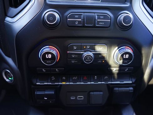 Used 2021 Chevrolet Silverado 1500 RST w/ Texas Edition Plus image 16