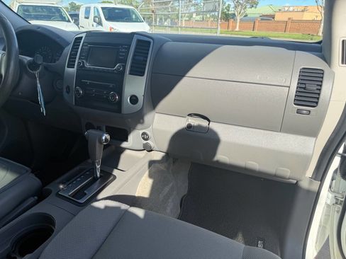 Used 2018 Nissan Frontier S image 23