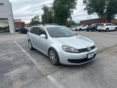 Used 2014 Volkswagen Jetta TDI FWD image 2
