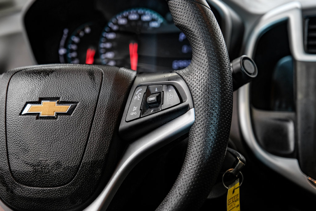Used 2020 Chevrolet Sonic LT FWD image 22