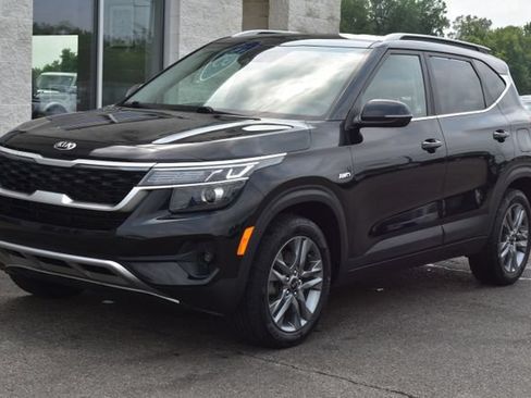 Used 2021 Kia Seltos S AWD/4WD image 15