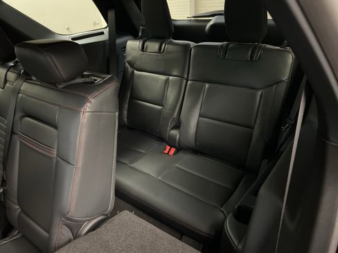 New 2026 Ford Explorer ST-Line w/ ST-Line Street Pack image 31