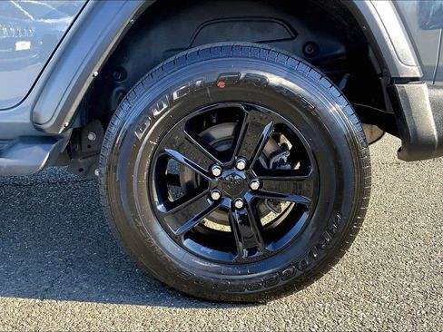 Certified 2023 Jeep Wrangler Sport image 9