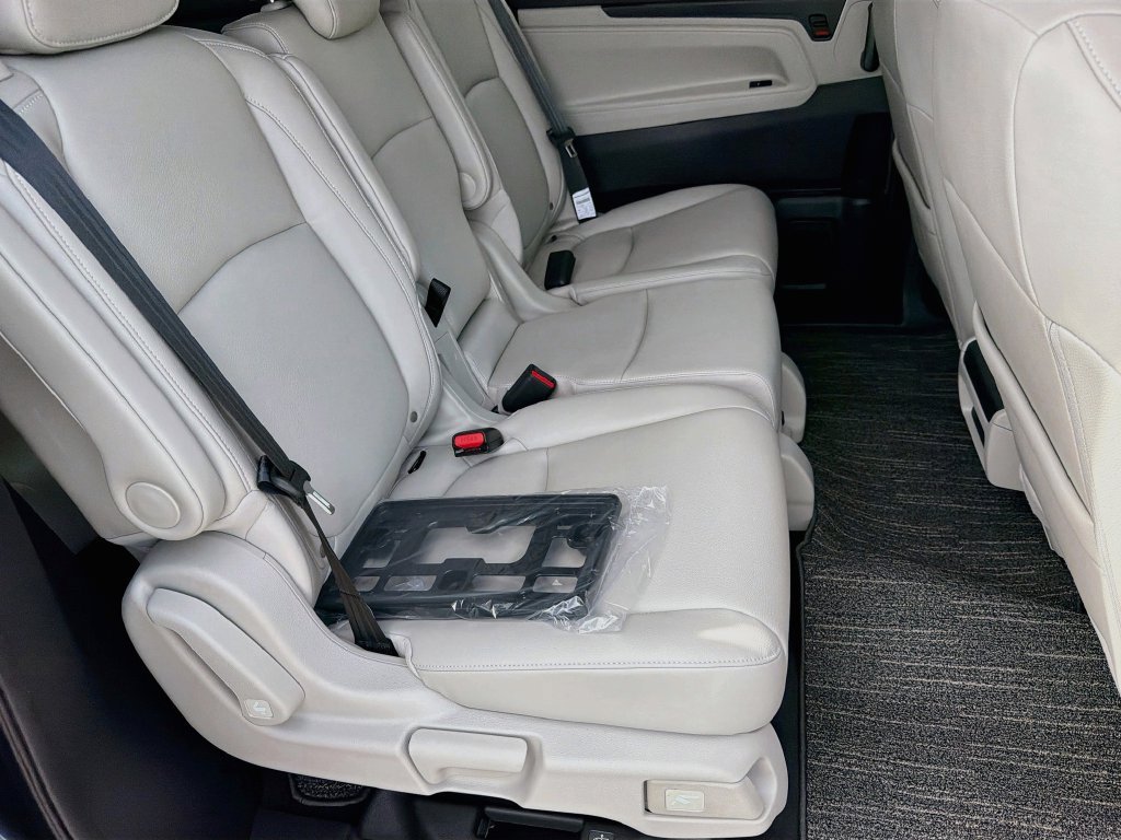 New 2027 Honda Odyssey EX-L image 32