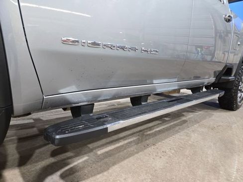 Used 2024 GMC Sierra 3500 SLT w/ SLT Premium Package image 7